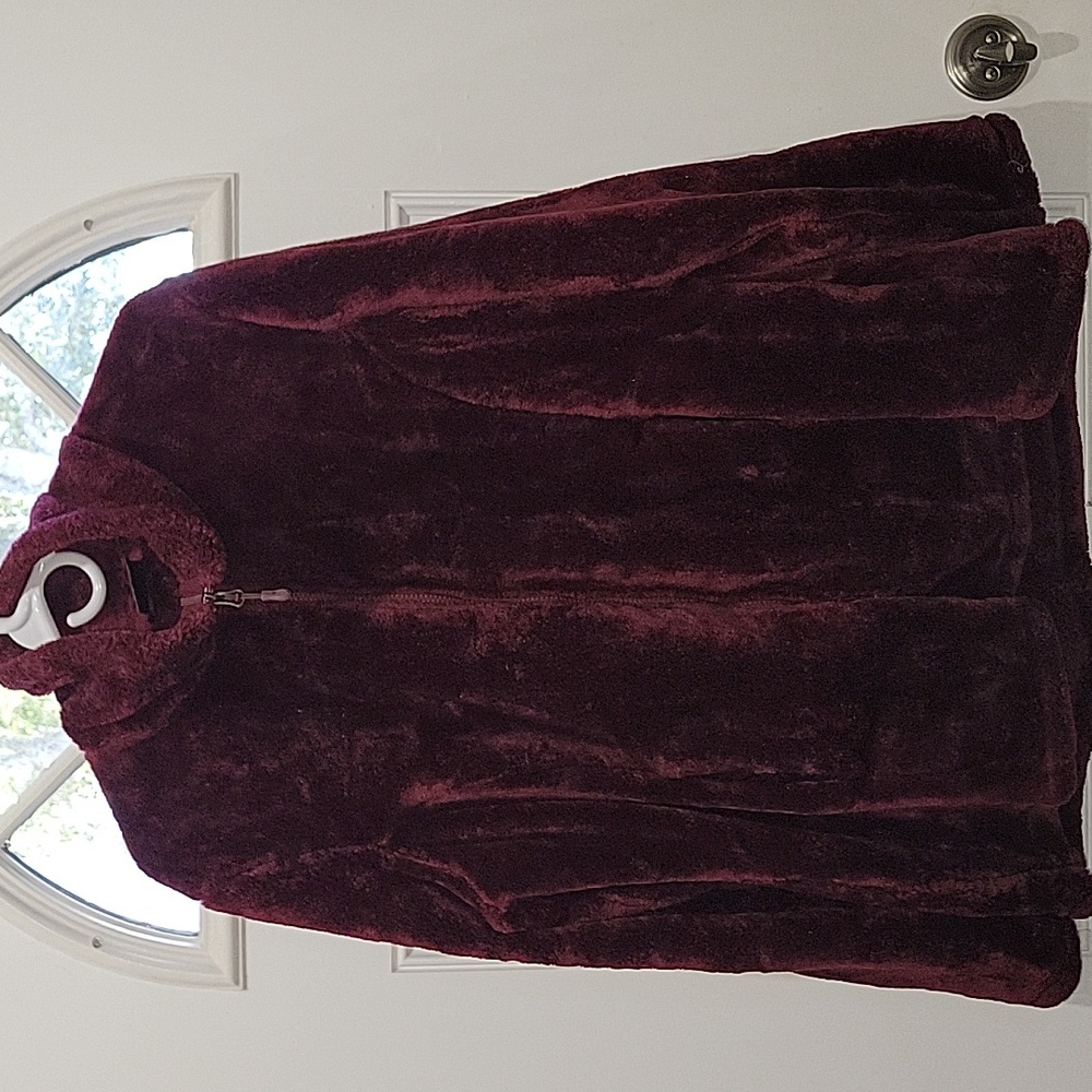 32 Heat Plush Burgundy Zip-Up Jacket Size XXL